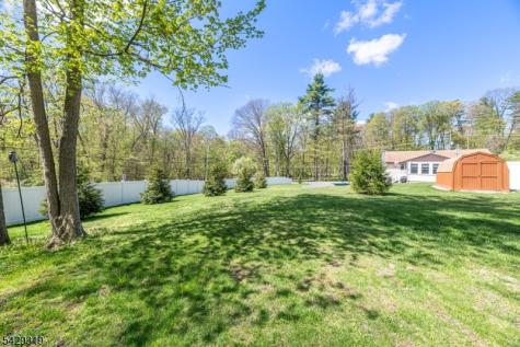 586 Clearview Drive Hampton NJ 07860