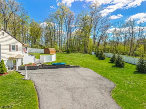 586 Clearview Drive Hampton NJ 07860