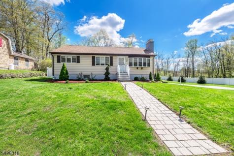 586 Clearview Drive Hampton NJ 07860