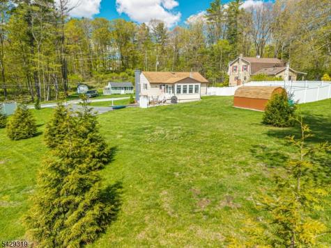 586 Clearview Drive Hampton NJ 07860