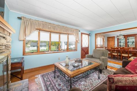 586 Clearview Drive Hampton NJ 07860