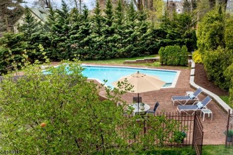 416 Twin Oak Road South Orange Village NJ 07079