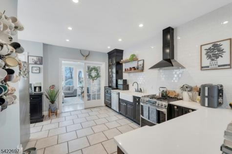 158 Carmita Avenue Rutherford NJ 07070