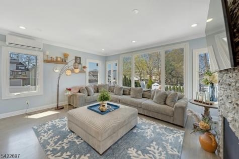 158 Carmita Avenue Rutherford NJ 07070