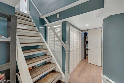 158 Carmita Avenue Rutherford NJ 07070
