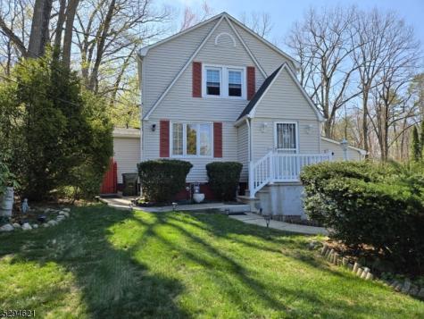 8 Forest Road Mount Olive NJ 07828