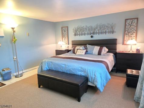8 Forest Road Mount Olive NJ 07828