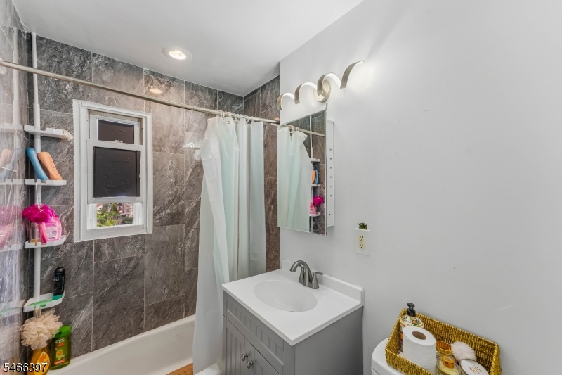 1442 Liberty Avenue Hillside NJ 07205