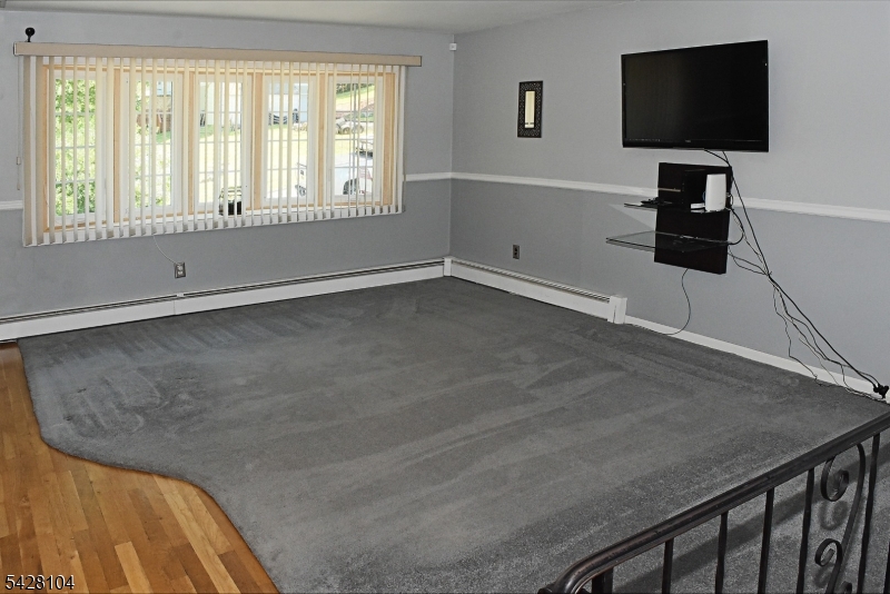 121 Leland Trail Hopatcong NJ 07843