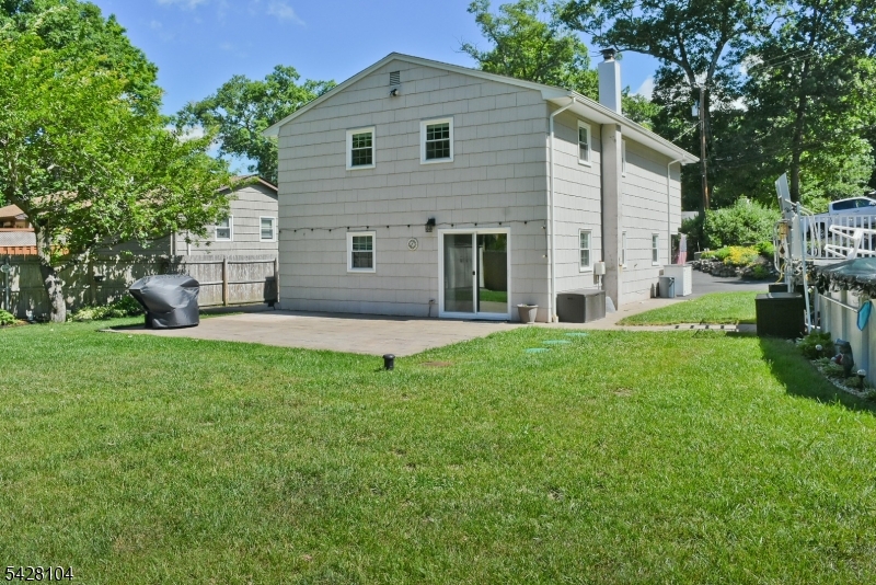 121 Leland Trail Hopatcong NJ 07843