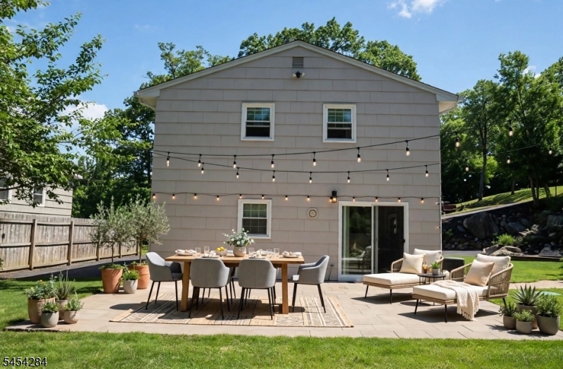 121 Leland Trail Hopatcong NJ 07843