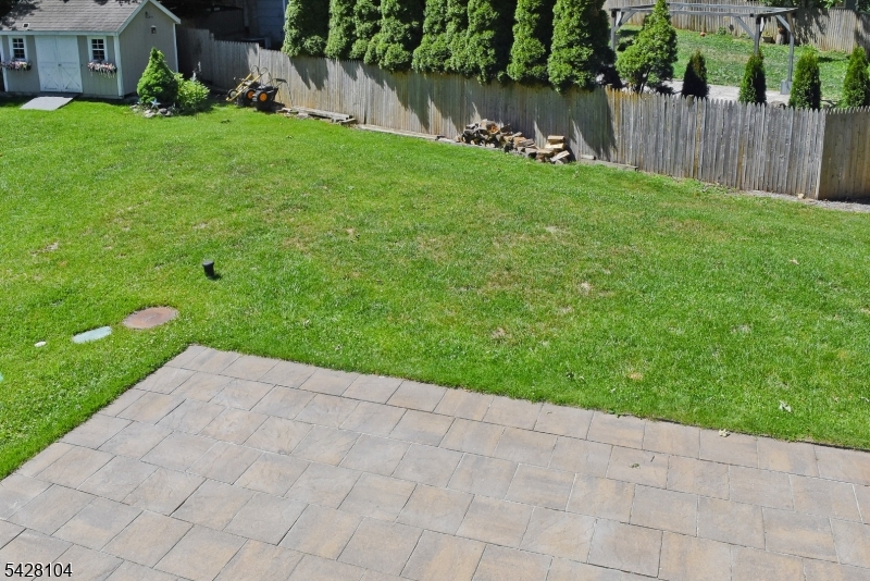 121 Leland Trail Hopatcong NJ 07843