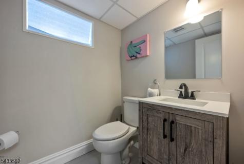 647 Harristown Road Glen Rock NJ 07452