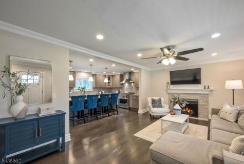 647 Harristown Road Glen Rock NJ 07452
