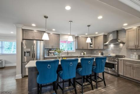 647 Harristown Road Glen Rock NJ 07452