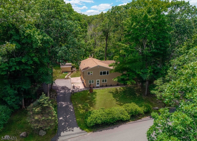 115 Leland Trail Hopatcong NJ 07843