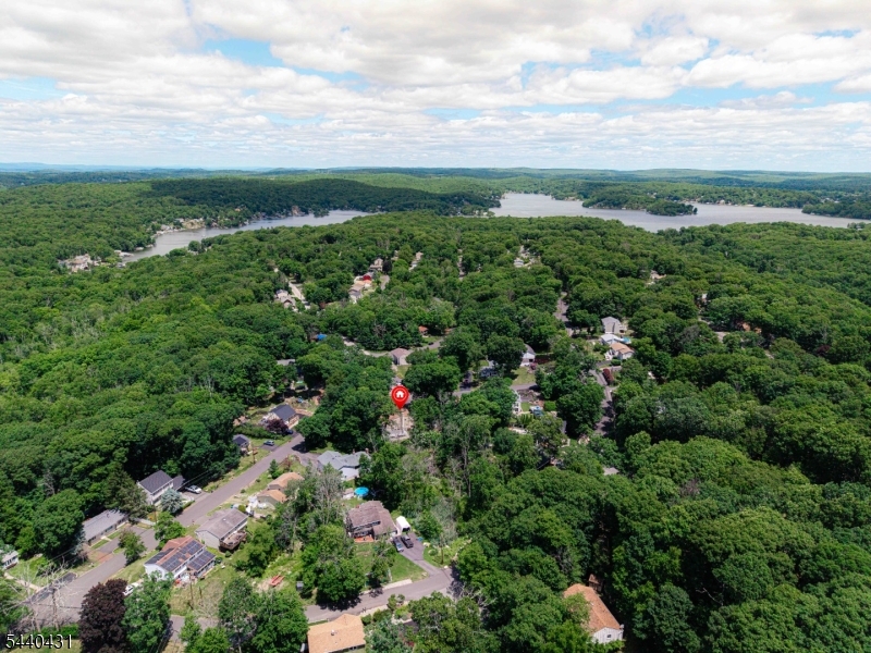 115 Leland Trail Hopatcong NJ 07843