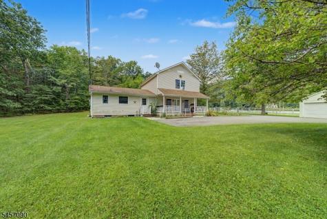 927 Owassa Road Stillwater NJ 07860