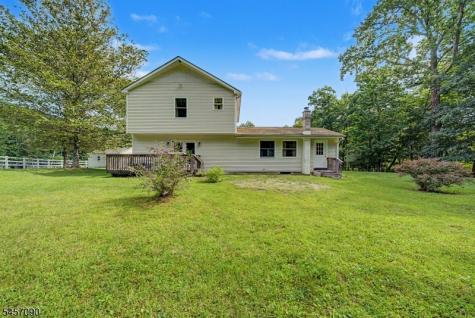 927 Owassa Road Stillwater NJ 07860