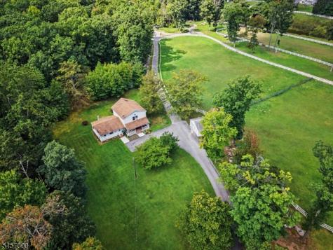 927 Owassa Road Stillwater NJ 07860
