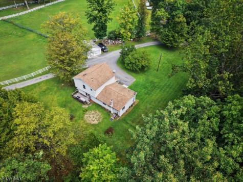 927 Owassa Road Stillwater NJ 07860