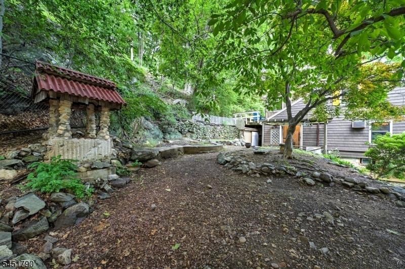 18 Bott Lane Montville NJ 07082
