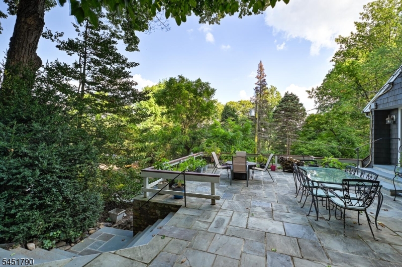 18 Bott Lane Montville NJ 07082