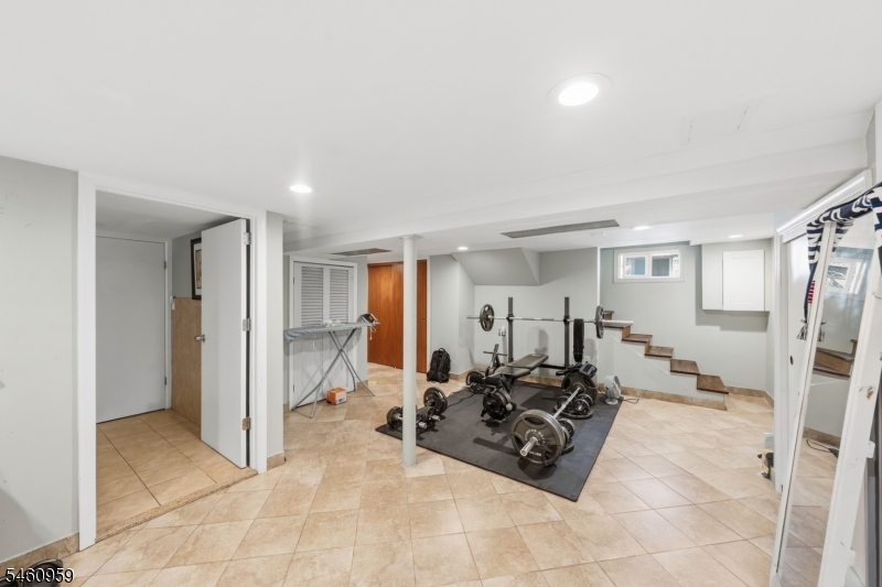 3 Fairview Avenue South River NJ 08882