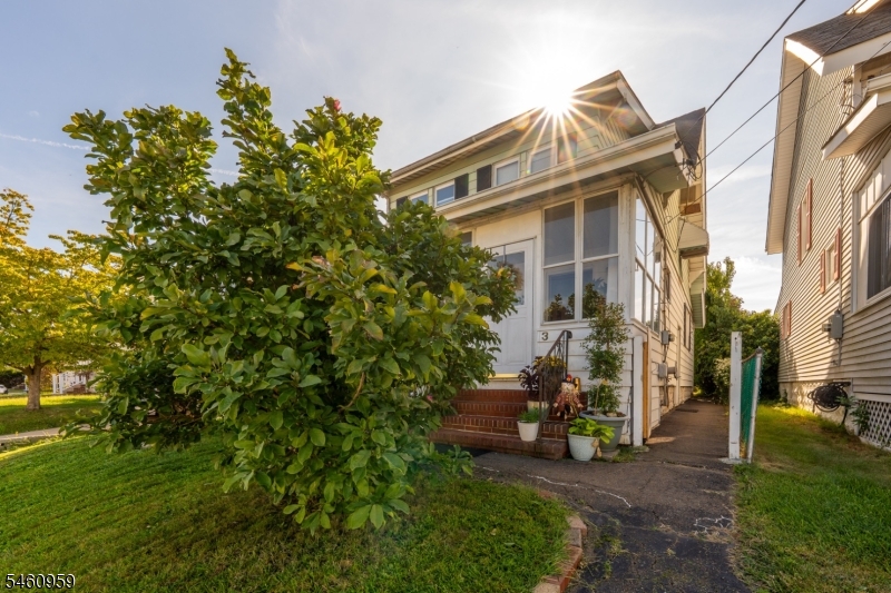 3 Fairview Avenue South River NJ 08882
