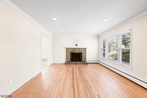 663 Mountain Avenue Springfield NJ 07081