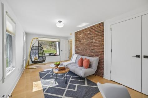 55 Lakeview Avenue Millburn NJ 07078