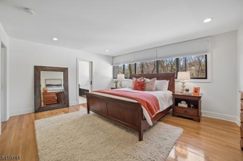 55 Lakeview Avenue Millburn NJ 07078