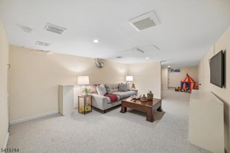 55 Lakeview Avenue Millburn NJ 07078