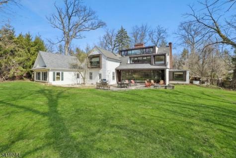 55 Lakeview Avenue Millburn NJ 07078