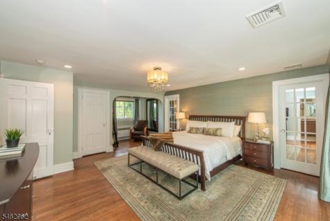 486 Ridgewood Avenue Glen Ridge Boro NJ 07028