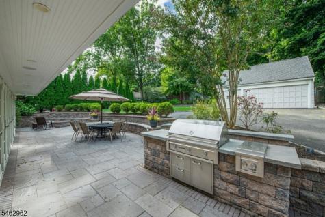 486 Ridgewood Avenue Glen Ridge Boro NJ 07028