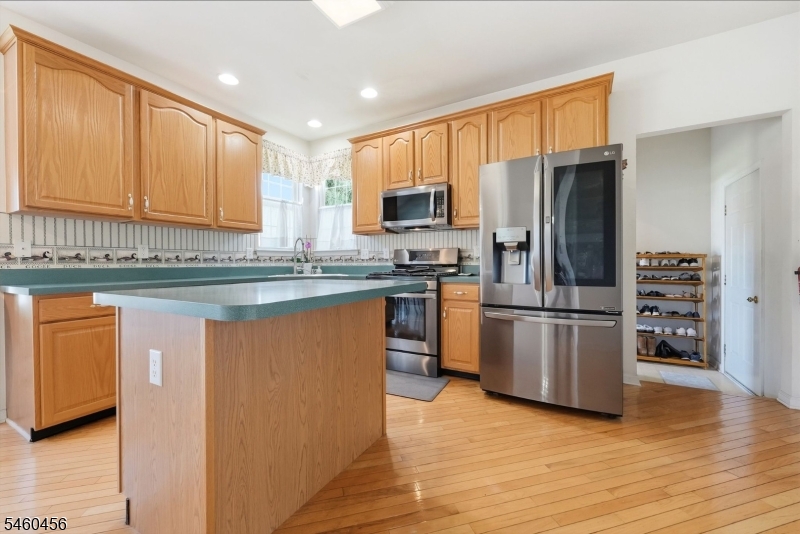 925 Tyler Circle Greenwich NJ 08886