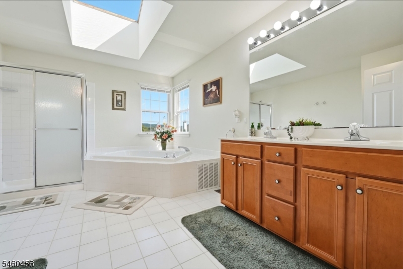 925 Tyler Circle Greenwich NJ 08886