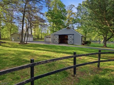 10 Tara Way Franklin NJ 08867