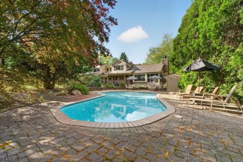 10 Tara Way Franklin NJ 08867