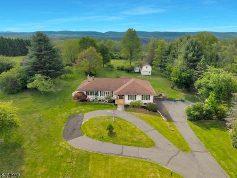 89 Union Brick Road Blairstown NJ 07825