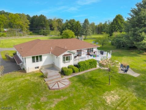 89 Union Brick Road Blairstown NJ 07825