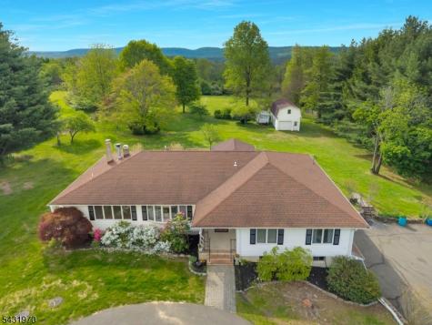 89 Union Brick Road Blairstown NJ 07825