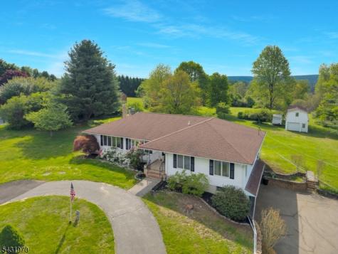 89 Union Brick Road Blairstown NJ 07825