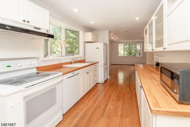 4 Emmet Roche Drive Montville NJ 07005