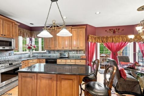 1002 Valerie Place Greenwich NJ 08886