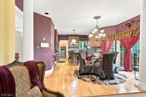 1002 Valerie Place Greenwich NJ 08886