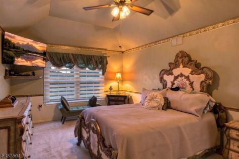 1002 Valerie Place Greenwich NJ 08886