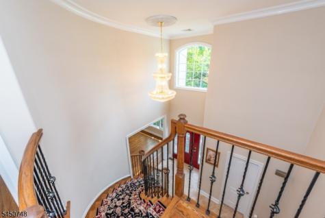 20 Hugenot Street East Hanover NJ 07936