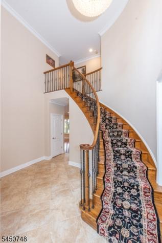 20 Hugenot Street East Hanover NJ 07936